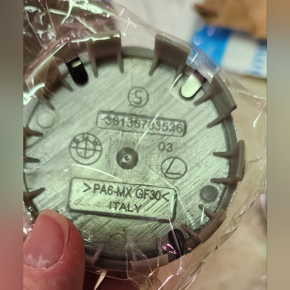 New Set Of 4 BMW M Series hubcap Center Caps Choose 56mm Or 68mm - Picture 6 of 7